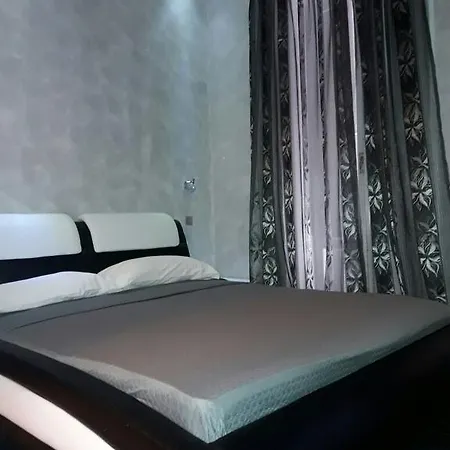 Crispi Relax Řím