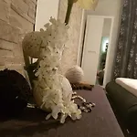 Konukevi Crispi Relax Roma